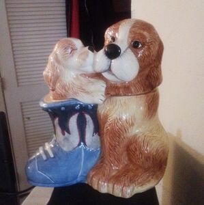 Puppies cookie jar